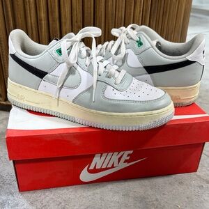 Nike Gray and White Sneakers with Black Swoosh like new!